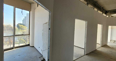 Офисные помещения, 225 кв. м , 2/4 эт.