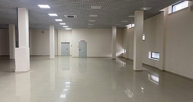 Помещение своб. назн., 240 кв. м , 2/2 эт.